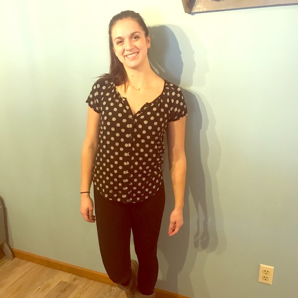 Old Navy button up top - Picture 2 of 5